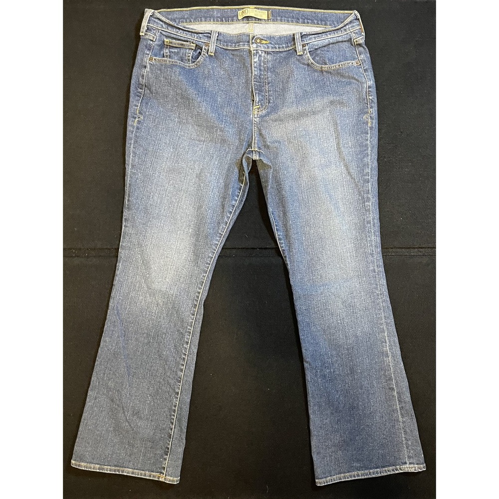 Old Navy Jeans Womens 18 Regular Blue Medium Wash Mid Rise Bootcut Stretch Denim